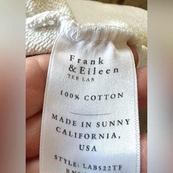 Frank & Eileen Beach Cream Triple Fleece Open Cardigan. Excellent condition! - Picture 5 of 5